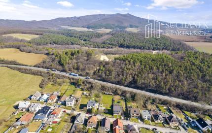 Predaj | pozemok vhodný na výstavbu rodinného domu Hradište