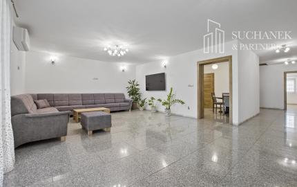 Predaj | 4 izbový rodinný dom v obci Malé Uherce pri Partizánskom