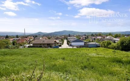 Predaj | Pozemok vhodný na výstavbu rodinného domu Bielice