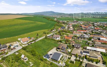 Predaj | Pozemok vhodný na výstavbu rodinného domu Bielice