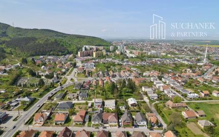 Predaj  | pozemok vhodný na výstavbu rodinného domu Malé Uherce