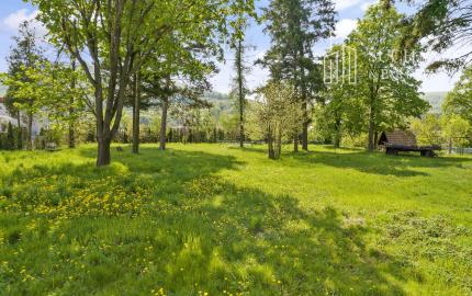 Predaj  | pozemok vhodný na výstavbu rodinného domu Malé Uherce