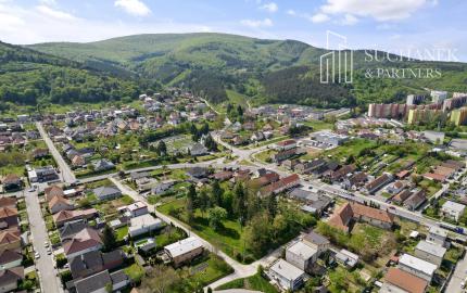 Predaj  | Pozemok vhodný na výstavbu rodinného domu Malé Uherce