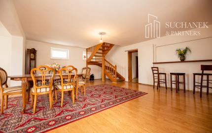 Predaj | 5 izbový rodinný dom v obci Práznovce