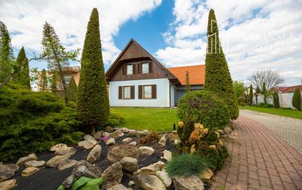 Predaj | 5 izbový rodinný dom v obci Práznovce