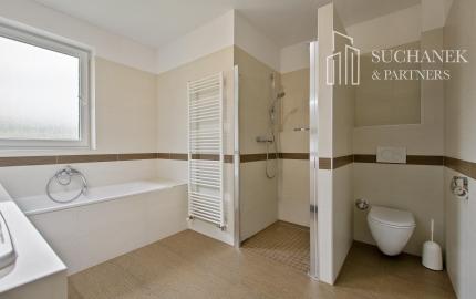 PREDANÉ | 4 izbový bungalov Veľké Bielice