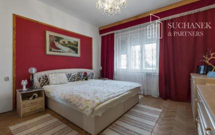 REZERVOVANÉ | 2-generačný rodinný dom vo Veľkých Uherciach