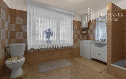 REZERVOVANÉ | 2-generačný rodinný dom vo Veľkých Uherciach