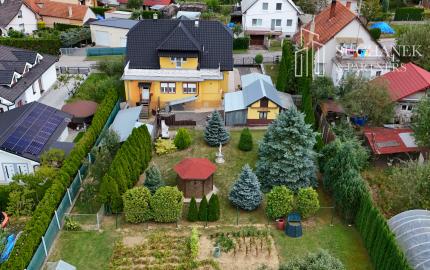 REZERVOVANÉ | 2-generačný rodinný dom vo Veľkých Uherciach