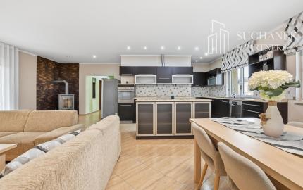 Prenájom | 3-izbový rodinný dom s bazénom v lokalite Pažiť