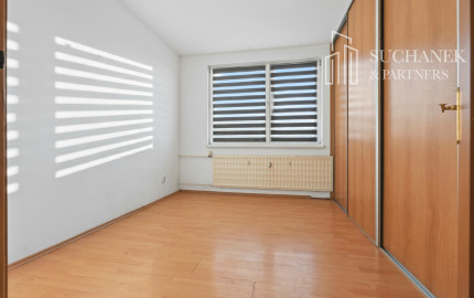 Predaj | Priestranný 3-izbový byt – Partizánske, Luhy