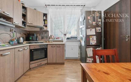 REZERVOVANÉ | Priestranný 3-izbový byt – Vrbové, 6.apríla