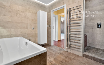 Predaj | 4-izbový rodinný poldom v Šimonovanoch