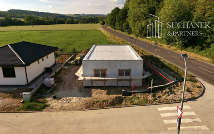 Predaj | Rodinný dom Uhrovec
