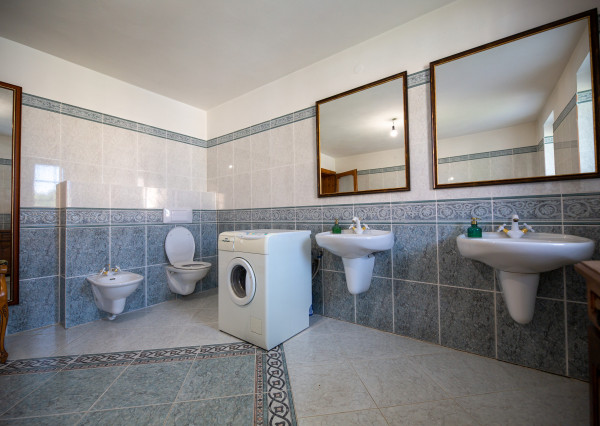 Predaj | 5 izbový rodinný dom v obci Práznovce