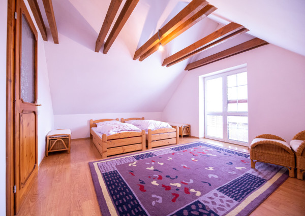 Predaj | 5 izbový rodinný dom v obci Práznovce