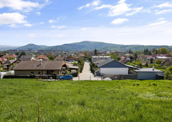 Predaj | Pozemok vhodný na výstavbu rodinného domu Bielice