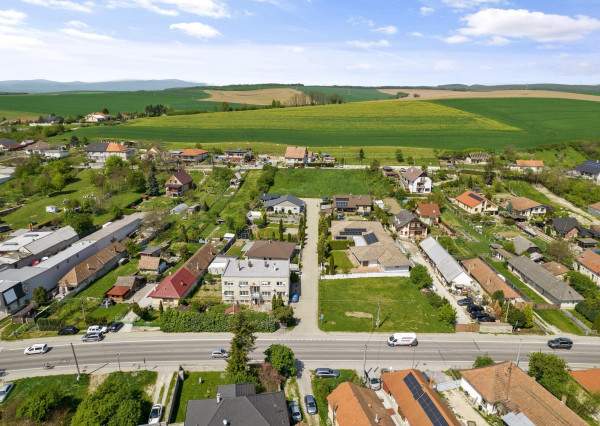 Predaj | Pozemok vhodný na výstavbu rodinného domu Bielice