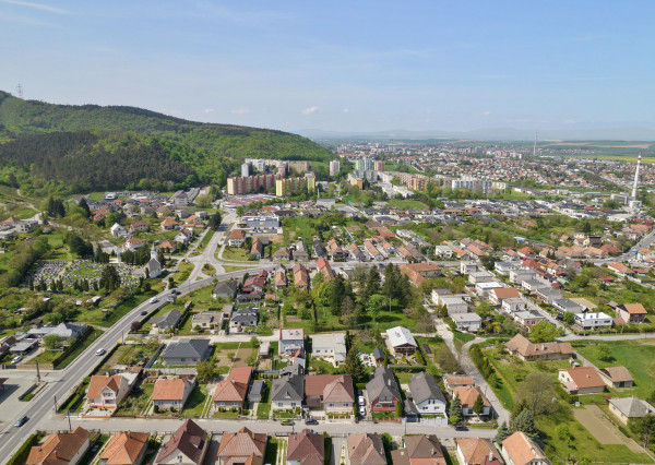 Predaj  | Pozemok vhodný na výstavbu rodinného domu Malé Uherce