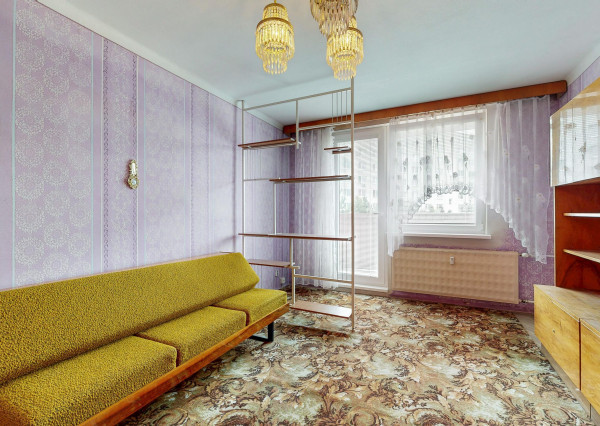 PREDANÉ | 1 izbový byt v Partizánskom na Nádražnej ulici s dvomi balkónmi