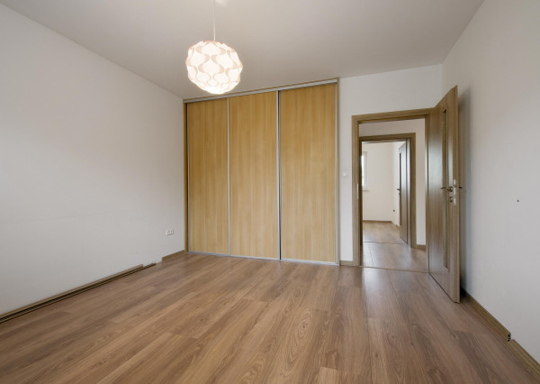 PREDANÉ | 4 izbový bungalov Veľké Bielice