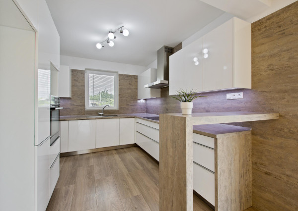 PREDANÉ | 4 izbový bungalov Veľké Bielice