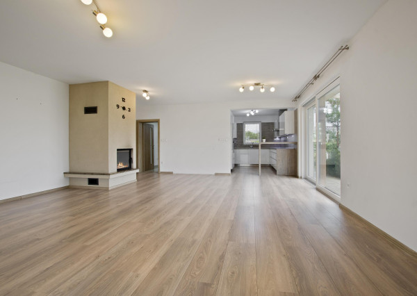 PREDANÉ | 4 izbový bungalov Veľké Bielice