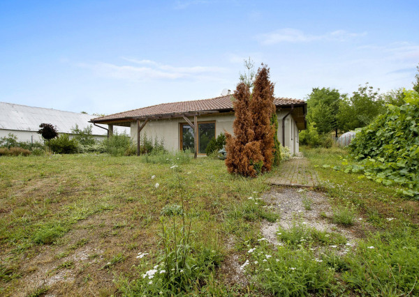 PREDANÉ | 4 izbový bungalov Veľké Bielice