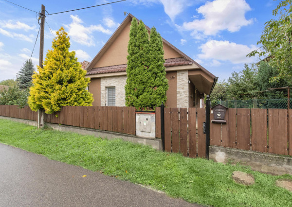 Predaj | 2 izbový rodinný dom v obci Ješková Ves