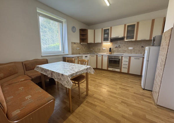 PRENAJATÉ | 3-izbový rodinný dom Malé Uherce