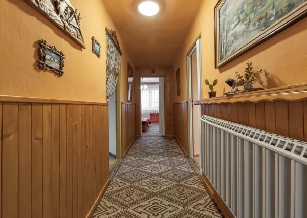 REZERVOVANÉ | 2-generačný rodinný dom vo Veľkých Uherciach