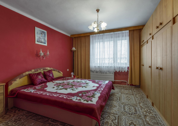 REZERVOVANÉ | 2-generačný rodinný dom vo Veľkých Uherciach