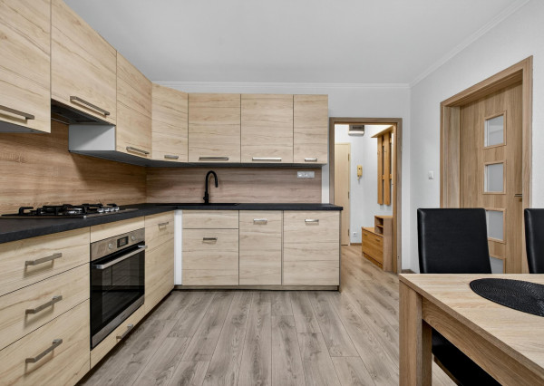 PREDANÉ | 1 izbový byt v Partizánskom na Nádražnej ulici