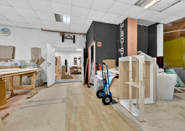 PREDAJ odstúpenie prevádzky vyroba čaluneného nábytku v Partizánskom