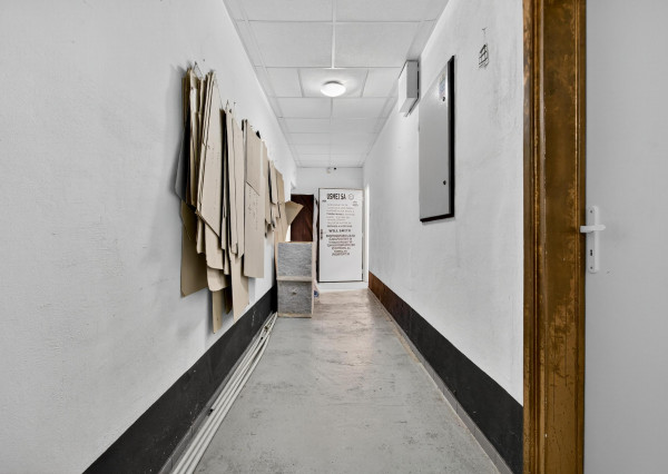 PREDAJ odstúpenie prevádzky vyroba čaluneného nábytku v Partizánskom