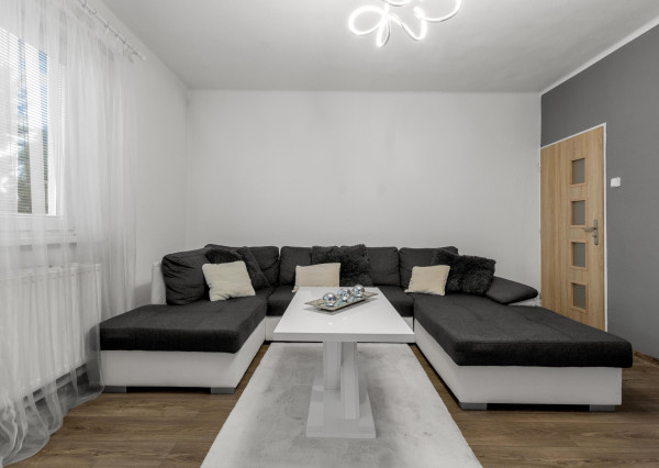 PREDAJ | 3 izbový rodinný dom v Pažiti