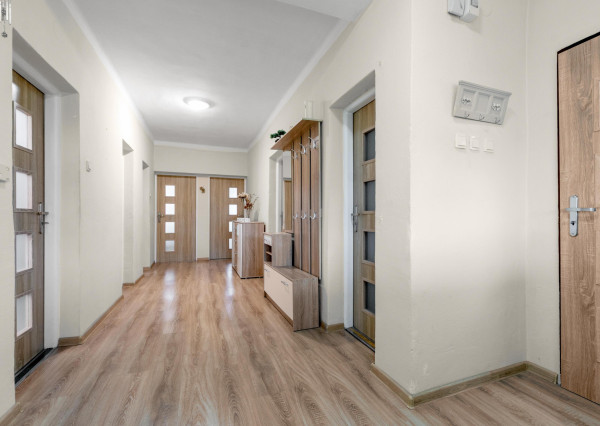 PREDAJ | 3 izbový rodinný dom v Pažiti