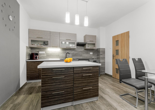 PREDAJ | 3 izbový rodinný dom v Pažiti