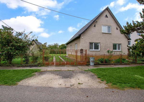 PREDAJ | 3 izbový rodinný dom v Pažiti