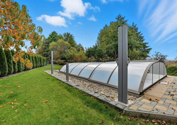 Prenájom | 3-izbový rodinný dom s bazénom v lokalite Pažiť