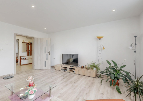 Predaj | Rodinný dom Nedanovce