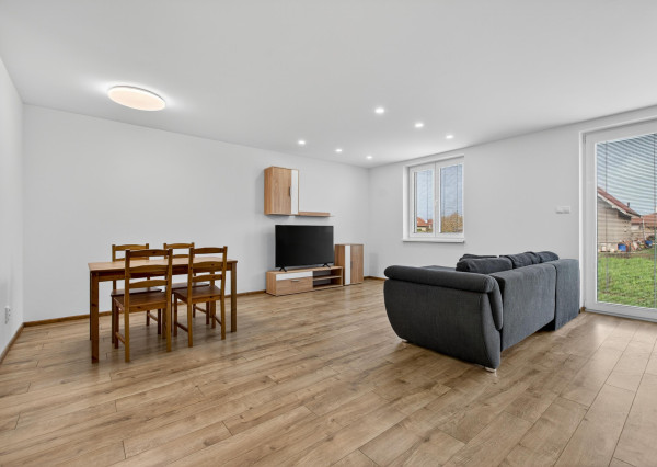 PRENÁJOM | 3-izbový byt v Bošanoch so záhradou a parkovaním