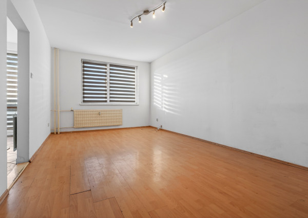 Predaj | Priestranný 3-izbový byt – Partizánske, Luhy