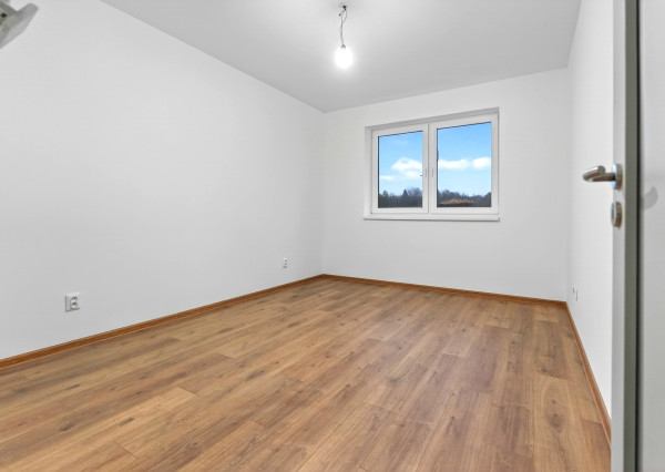 PRENÁJOM | Priestranný 3-izbový dom - Partizánske