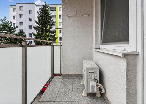 REZERVOVANÉ | Priestranný 3-izbový byt – Vrbové, 6.apríla