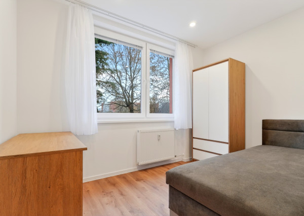 PRENÁJOM | Trojizbový byt v centre mesta Partizánske