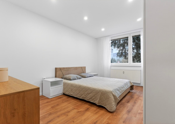 PRENÁJOM | Trojizbový byt v centre mesta Partizánske