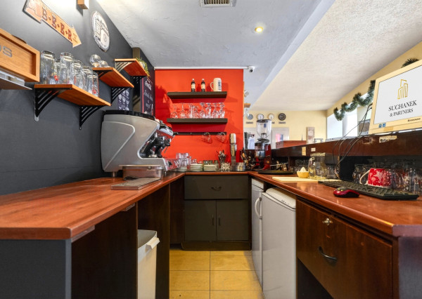 PRENÁJOM | Priestoru v centre mesta Partizánske