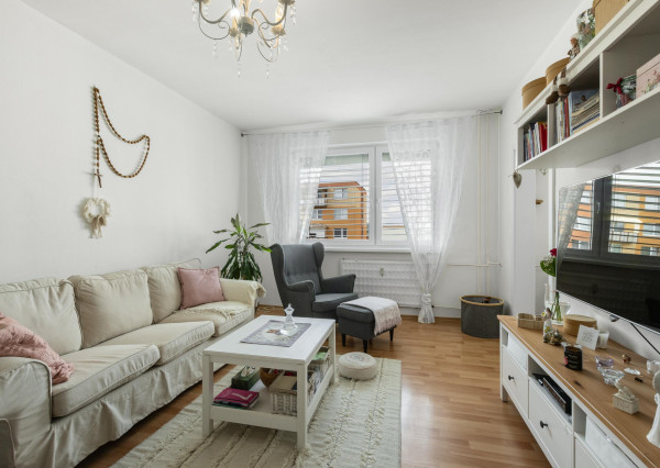 Prenájom | Dvojizbový byt Partizánske Šípok