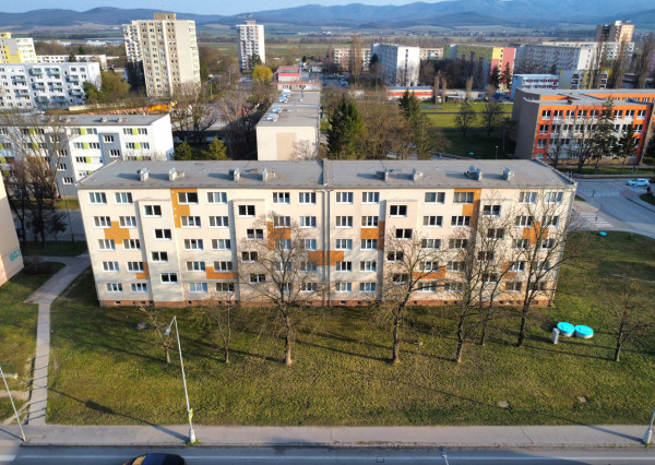 Prenájom | Trojizbový byt Topoľčany